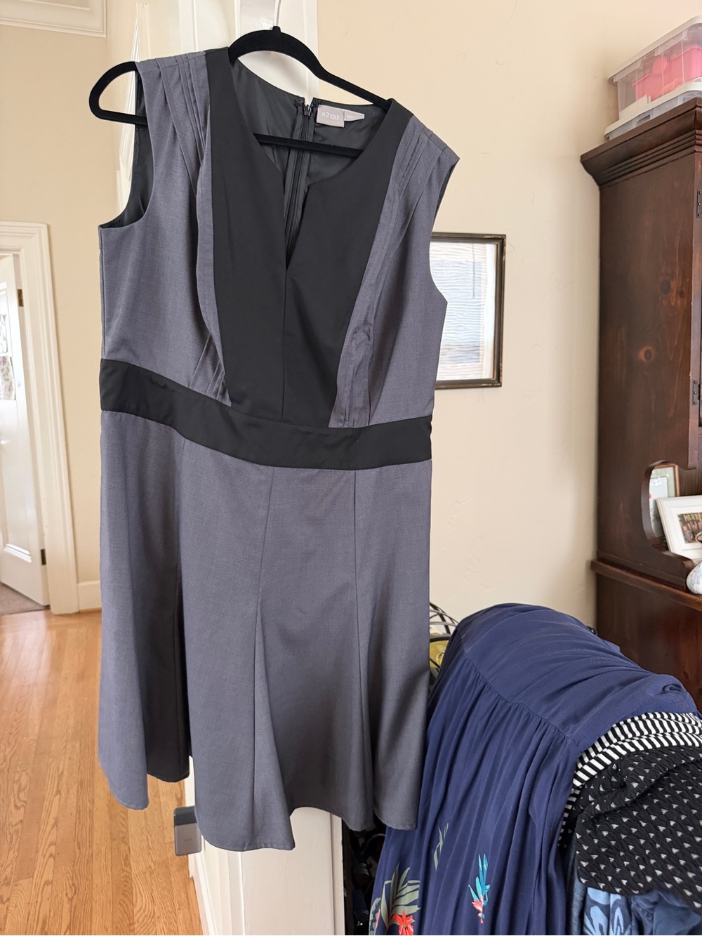 eshakti Grey and Black Sleeveless Fit-and-Flare Midi Dress